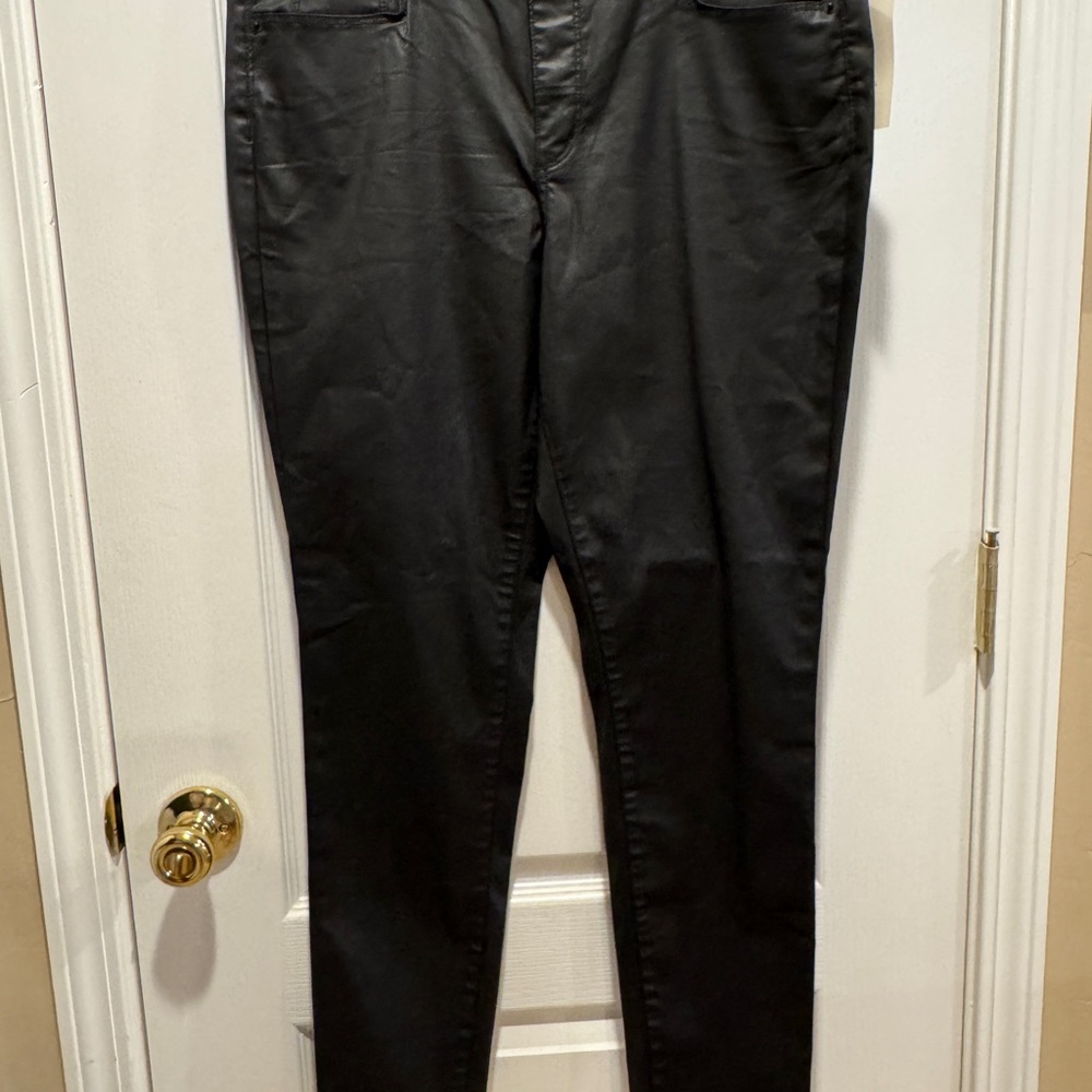 Classic Shiny Black Women's Jeans